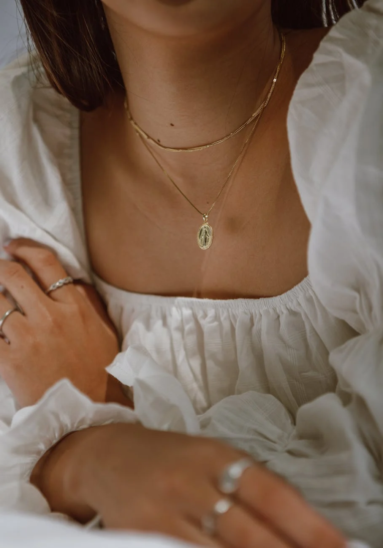7 enticing ways to style and customize your locket | lets be game changers | page 899 7 enticing ways to style and customize your locket | lets be game changers | page 899 lets be game changers