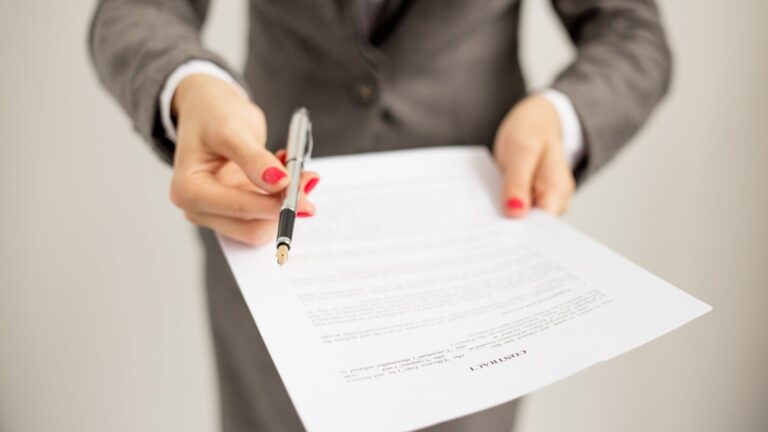 5 things you should ask yourself before accepting a job offer | lets be game changers | page 704 5 things you should ask yourself before accepting a job offer | lets be game changers | page 704 lets be game changers