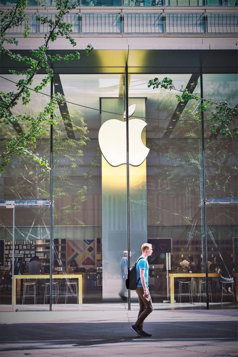 Thoughts from professor vincent barletta on switching from apple to chrome os | lets be game changers | page 412 Thoughts from professor vincent barletta on switching from apple to chrome os | lets be game changers | page 412 lets be game changers